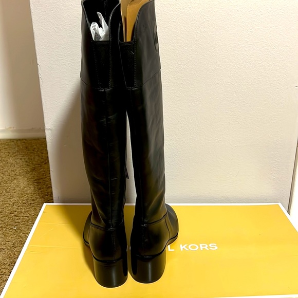 Michael Kors -Dylan Leather boots - Picture 5 of 6